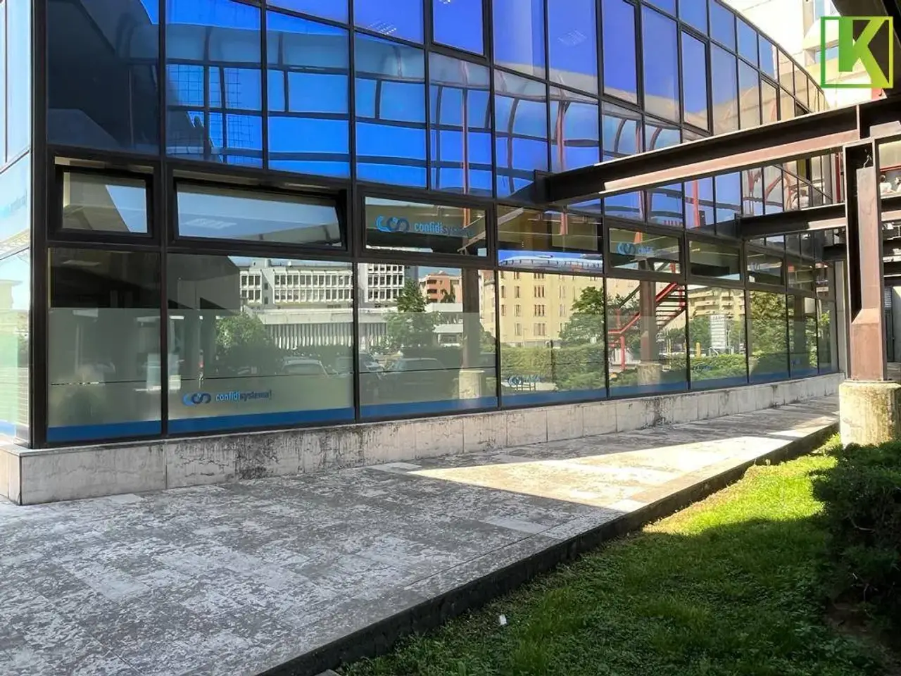 Ufficio in Via Cefalonia 56, Brescia, {3} - Foto 1
