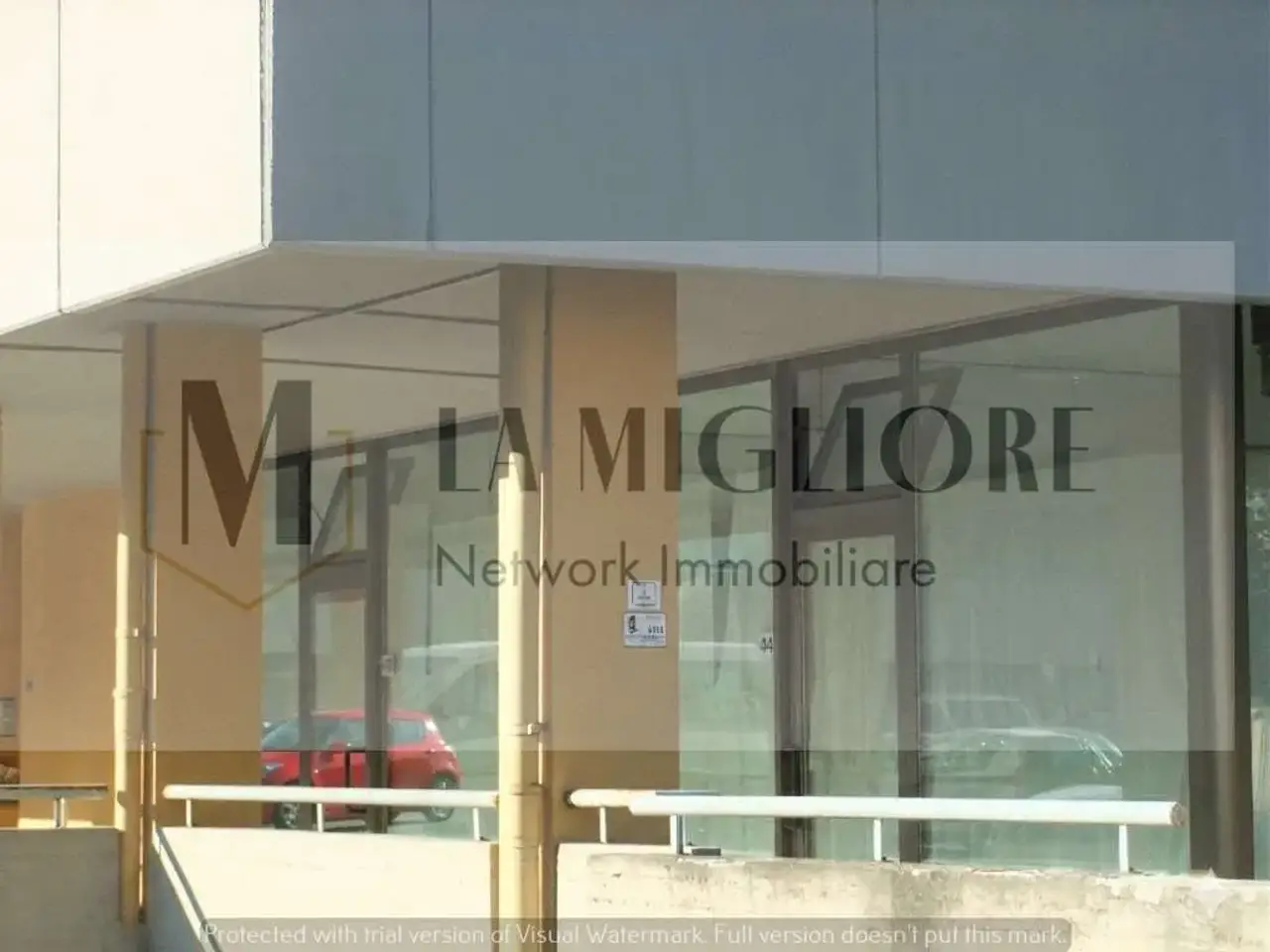 Negozio in Via del Castagno 44, Prato, {3} - Foto 1