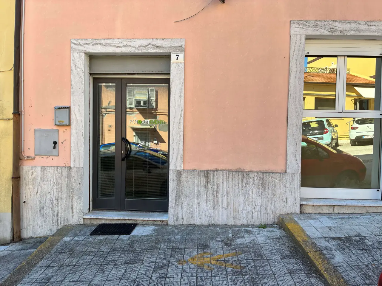 Negozio in , Ancona, {3} - Foto 1