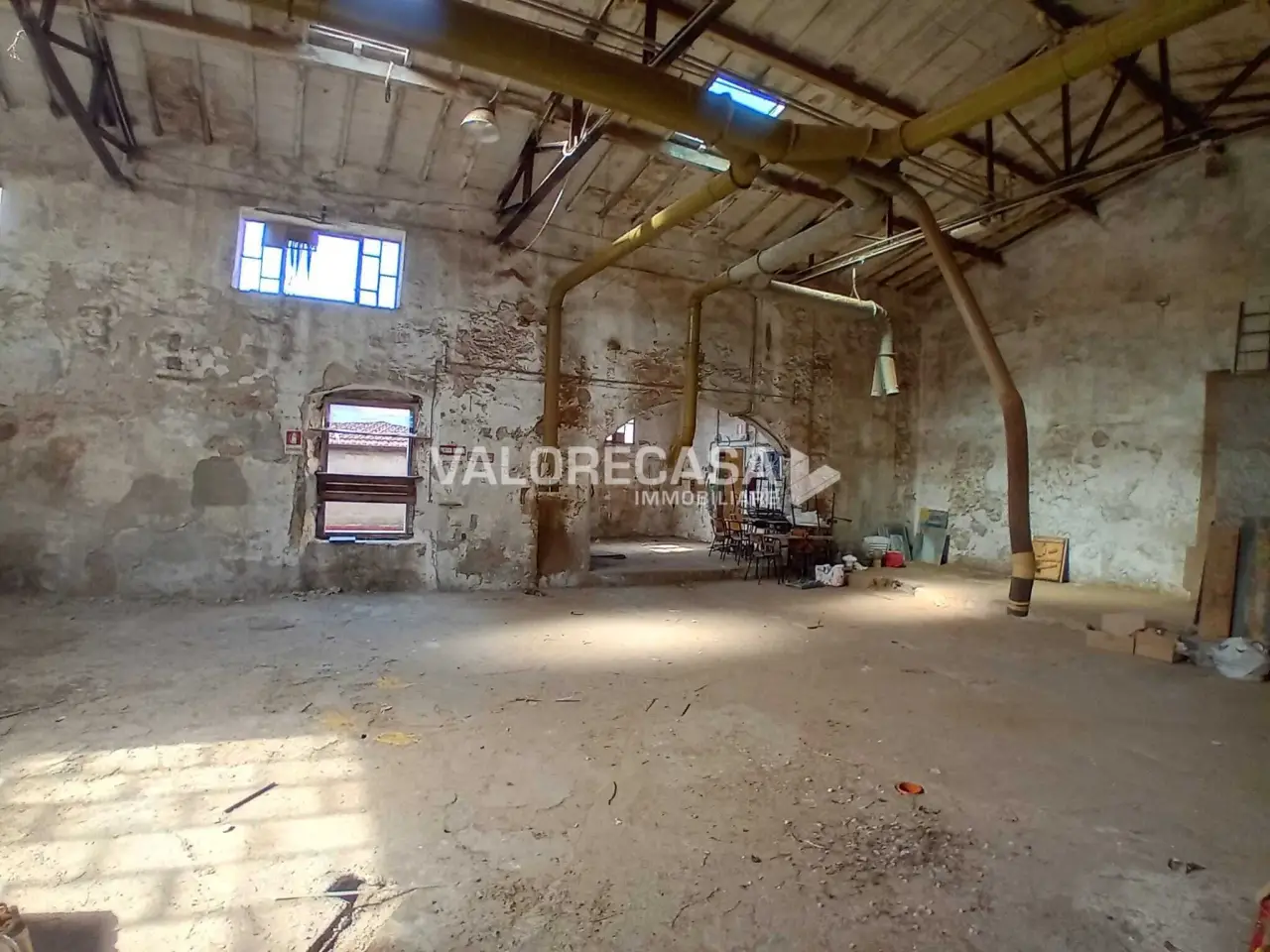 Magazzino in Via Lombarda 18a, Carrara, {3} - Foto 1