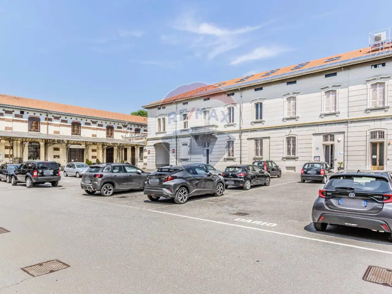Ufficio in Corso Leonardo da Vinci 48, Gallarate, {3} - Foto 2
