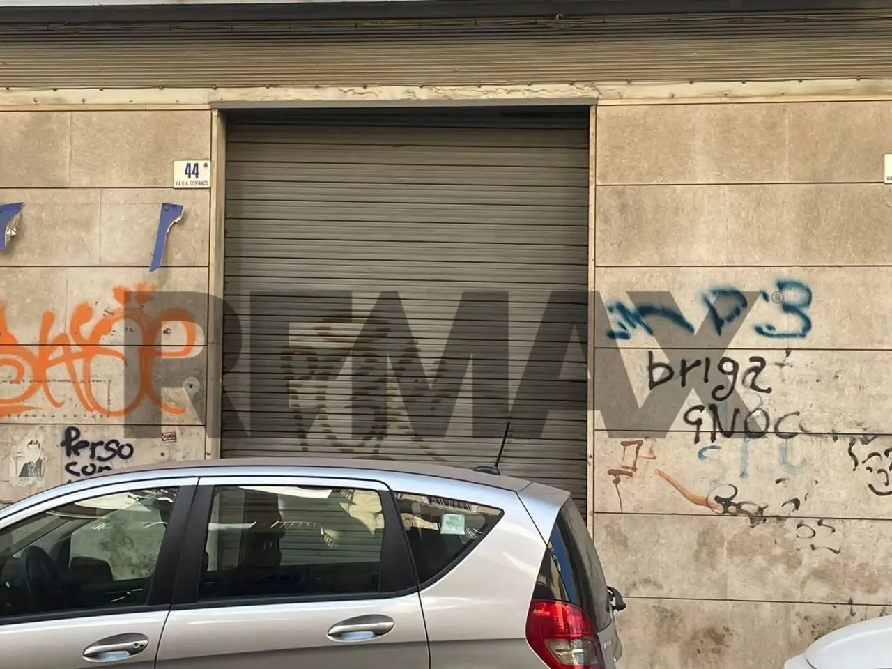 Negozio in Via Giuseppe Aurelio Costanzo 40, Catania, {3} - Foto 2