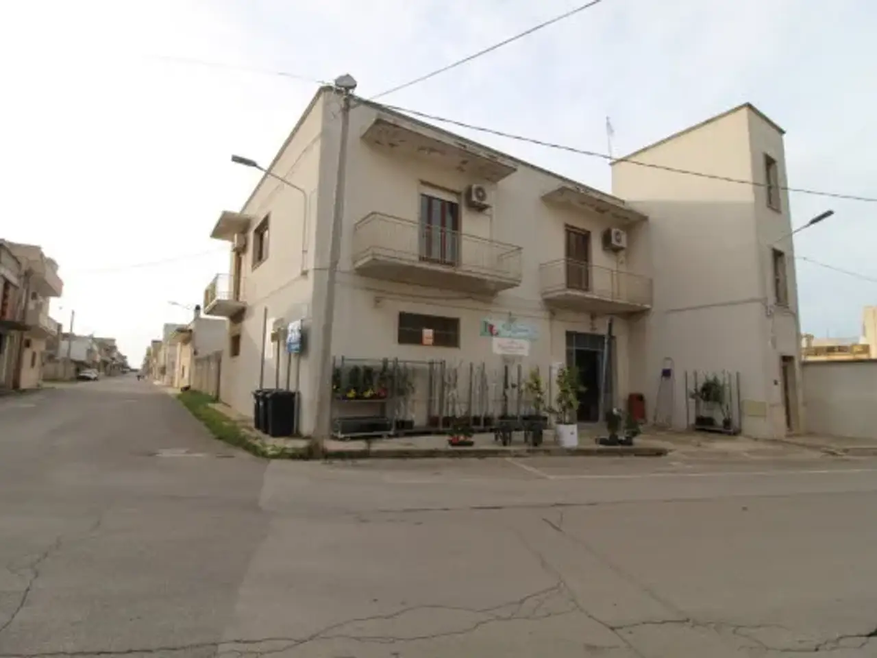Negozio in Corso Francia 28, Sava, {3} - Foto 1