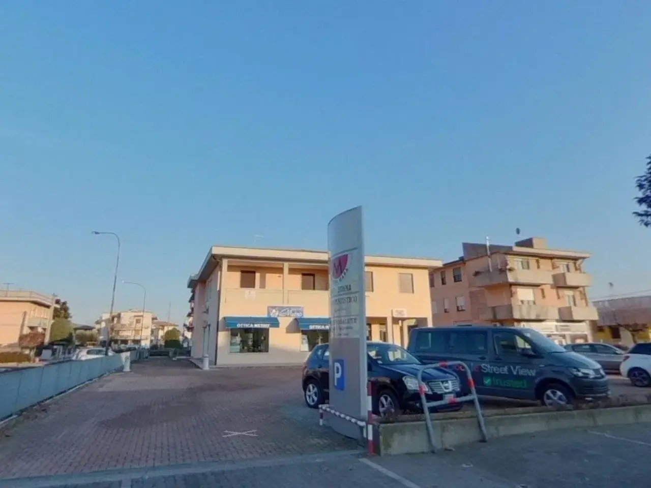 Negozio in Strada Provinciale del Pasubio 70, Costabissara, {3} - Foto 1