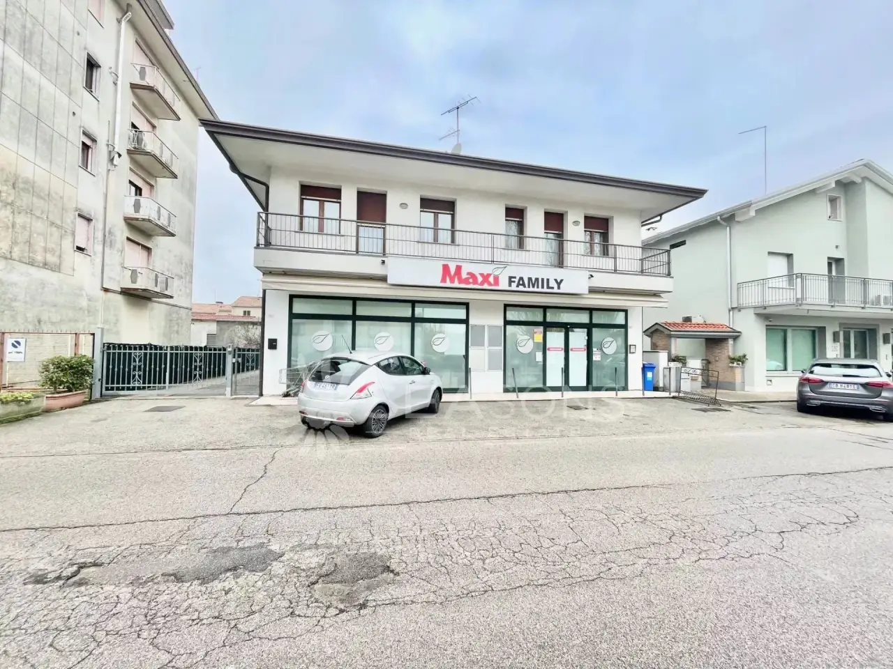 Negozio in , Eraclea, {3} - Foto 1