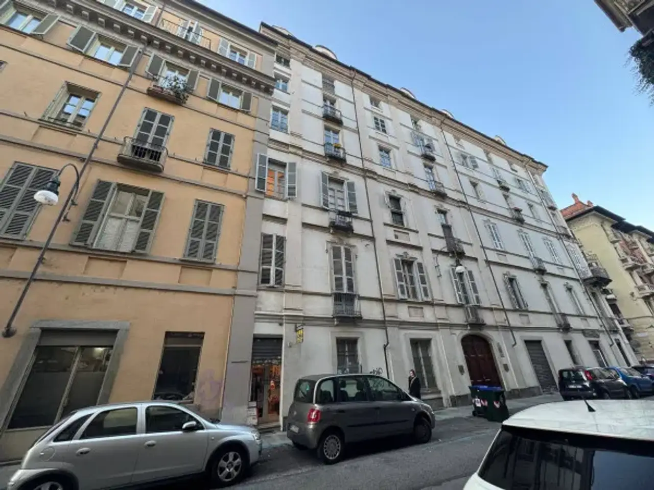 Negozio in Via Piave 9, Torino, {3} - Foto 1