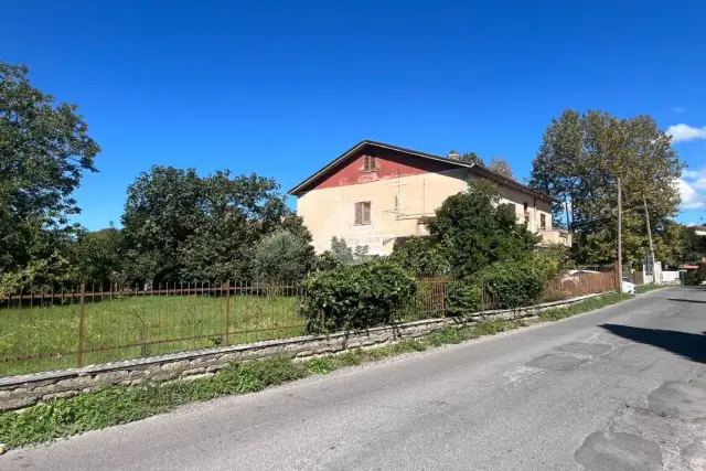 Gebäude in Via Sterpara 1, Palestrina - Foto 1