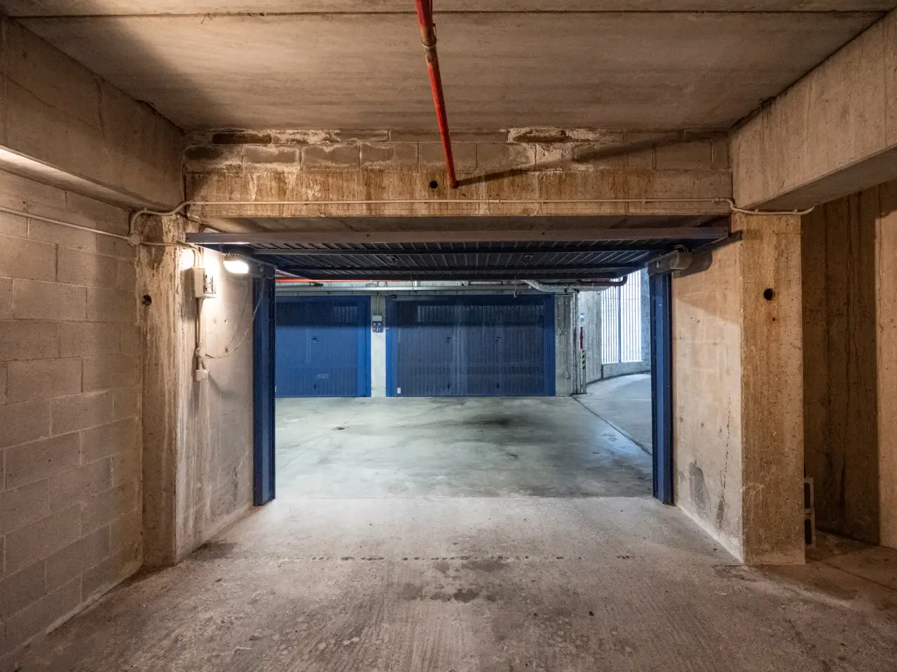 Parcheggio chiuso in Via André-Marie AmpèRe 7, Milano, {3} - Foto 2