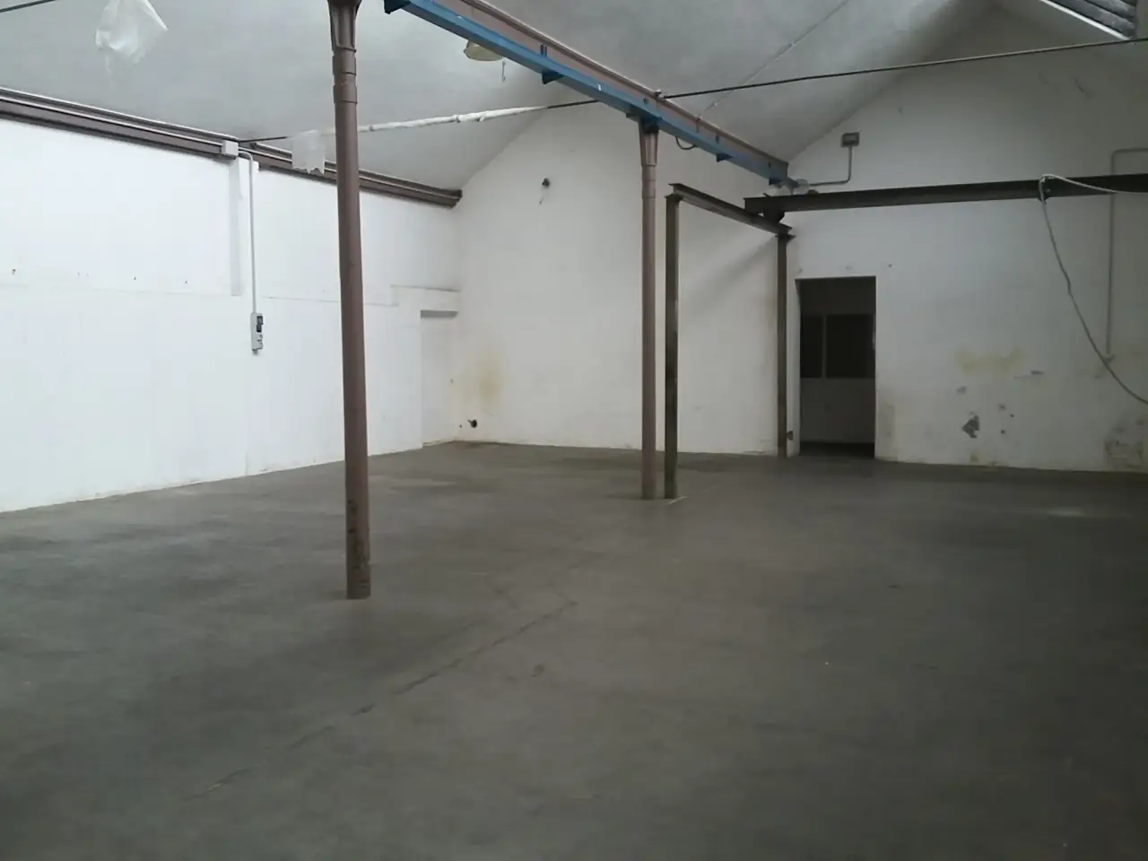 Capannone in Via Andrea Costa 1, Cassano Magnago, {3} - Foto 1