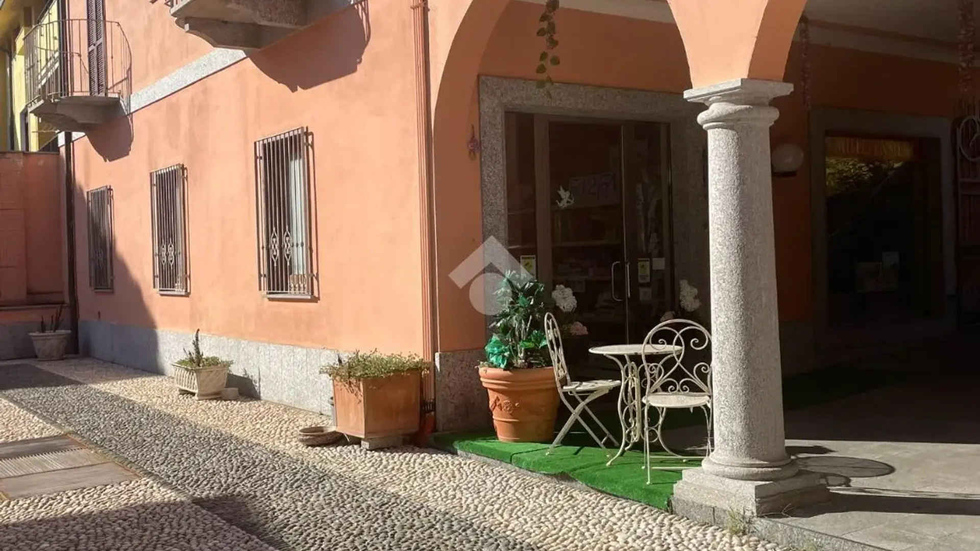 Case in affitto a Cardano Al Campo • Wikicasa