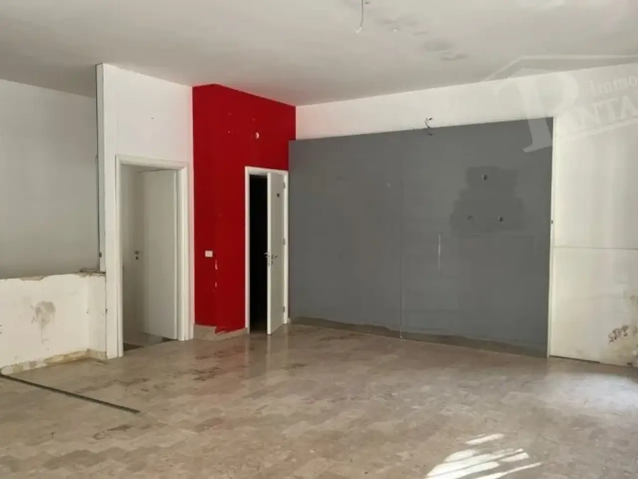 Esercizio commerciale in 
Via Mazzini									, 
Marsala									, Marsala, {3} - Foto 2