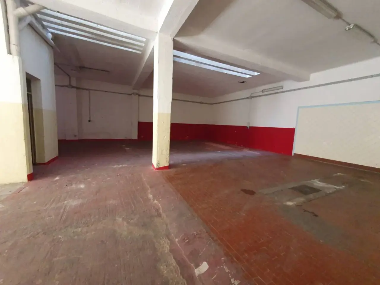 Locale commerciale in Via Bainsizza 71 Statte, Statte, {3} - Foto 1