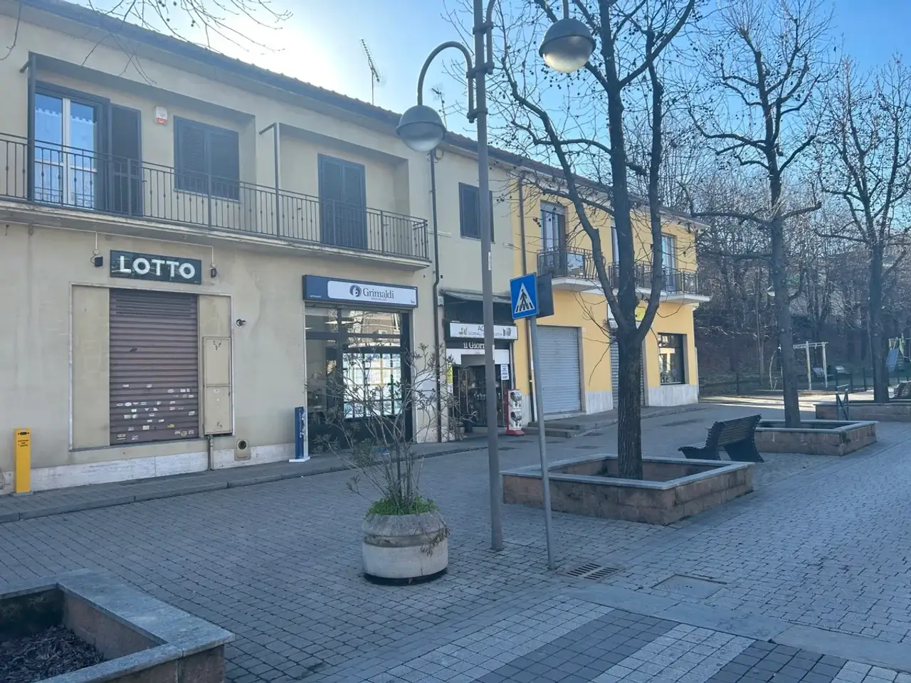 Negozio in Corso Cavour 12, Beinasco, {3} - Foto 1