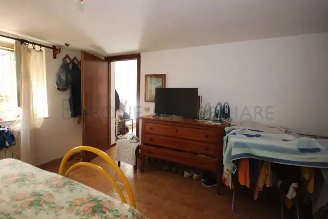 3-room flat in Via Zini, Massa - Photo 1