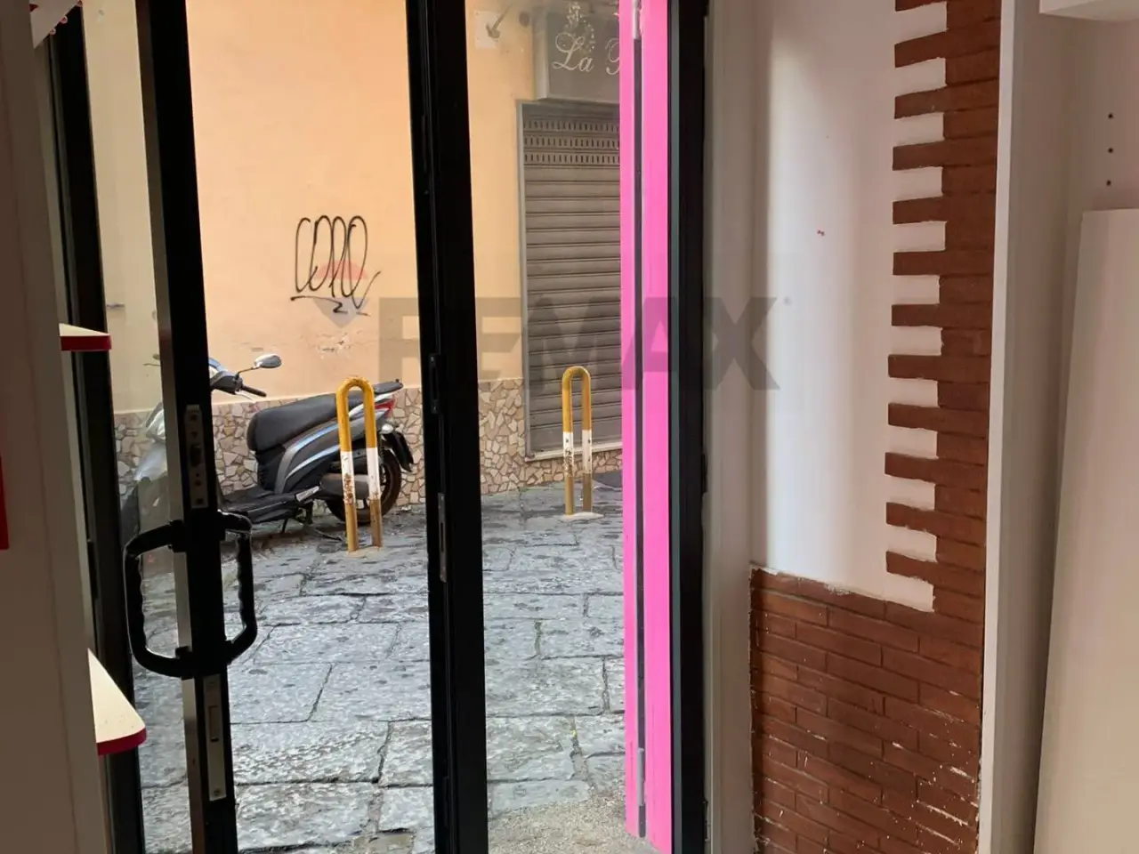 Negozio in Via Arenella 71, Napoli, {3} - Foto 2