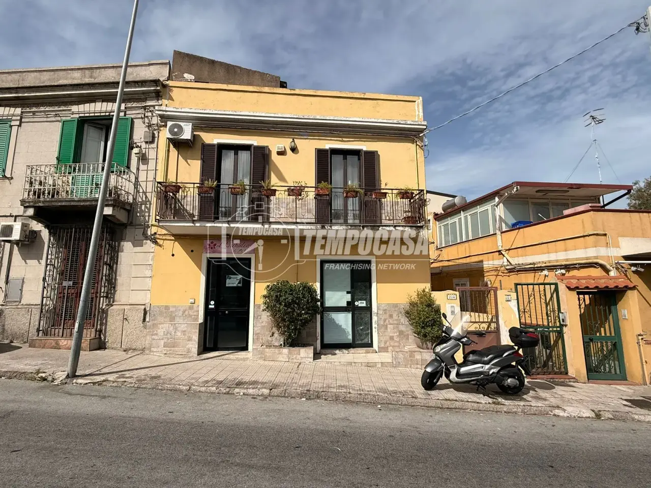 Negozio in Via Comunale Camaro 206, Messina, {3} - Foto 1