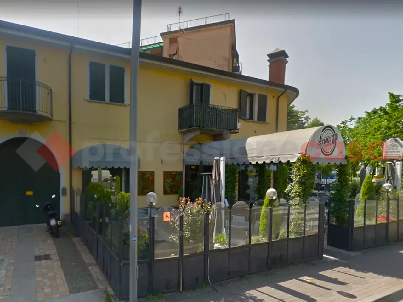 Negozio in Viale della Vittoria 7, Vaprio D'Adda, {3} - Foto 2
