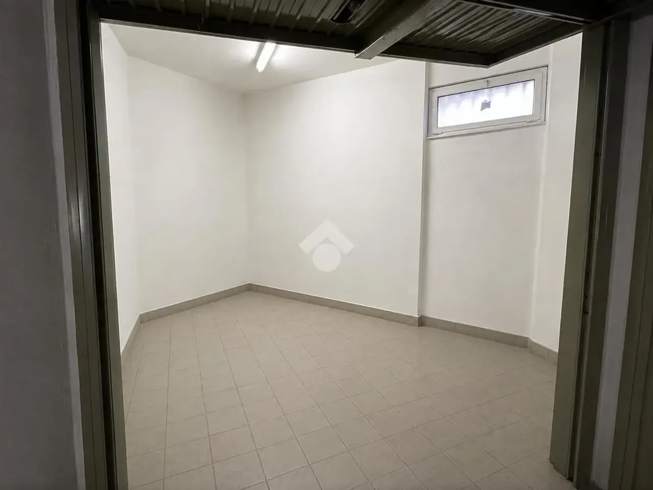 Magazzino in Viale Goffredo Franchini 6, Genova, {3} - Foto 2