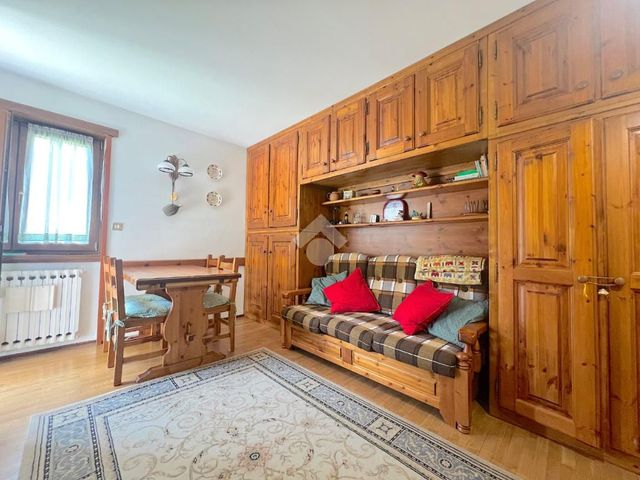 One-room flat in Via del Colle 2, Sestriere - Photo 1