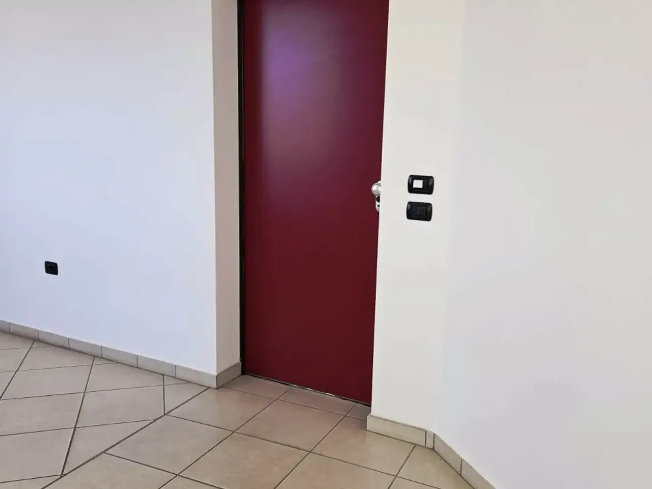 Ufficio in Via Norvegia 72, Cascina, {3} - Foto 1