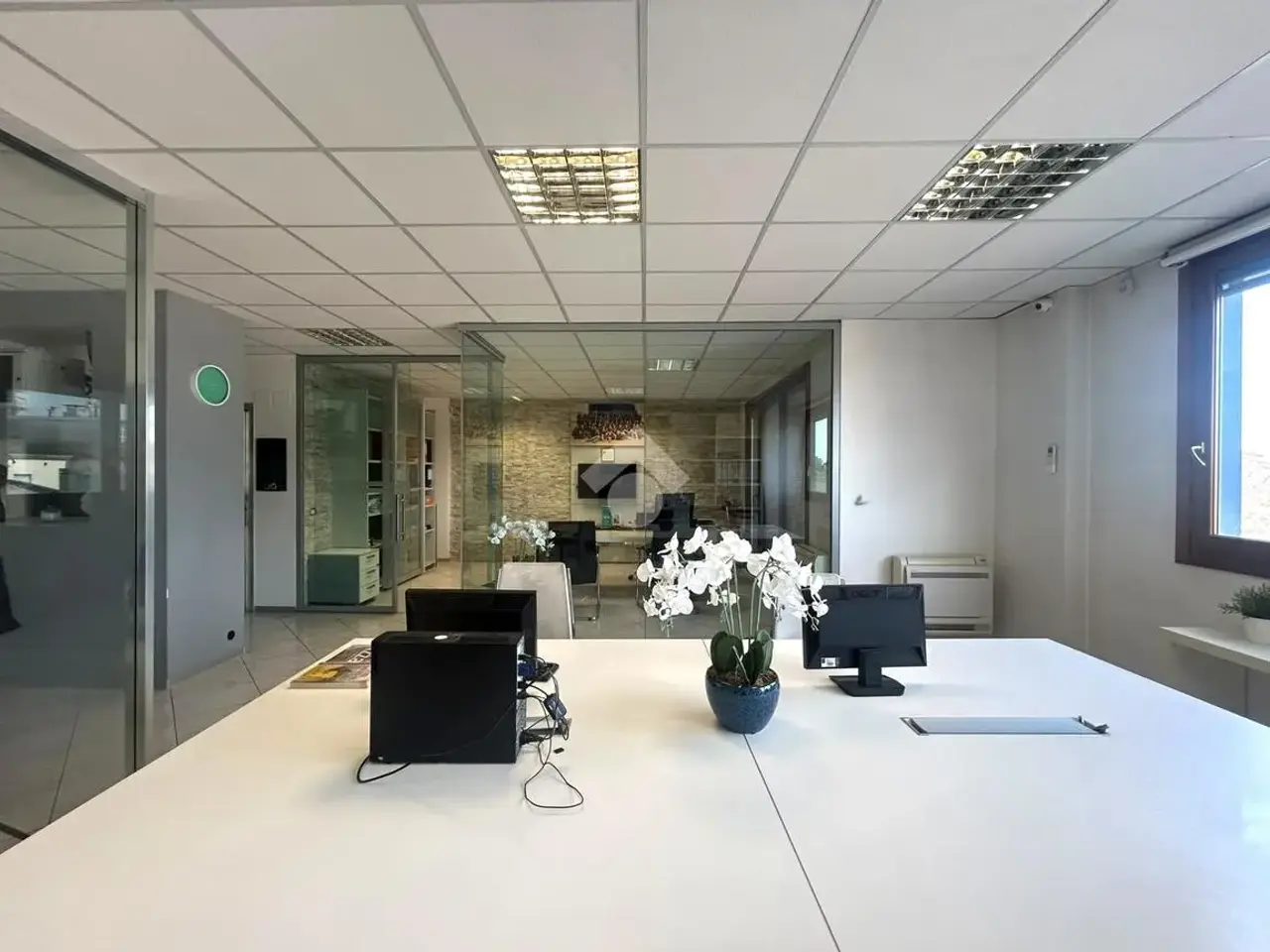 Ufficio in Viale dell'Industria 23, Padova, {3} - Foto 1