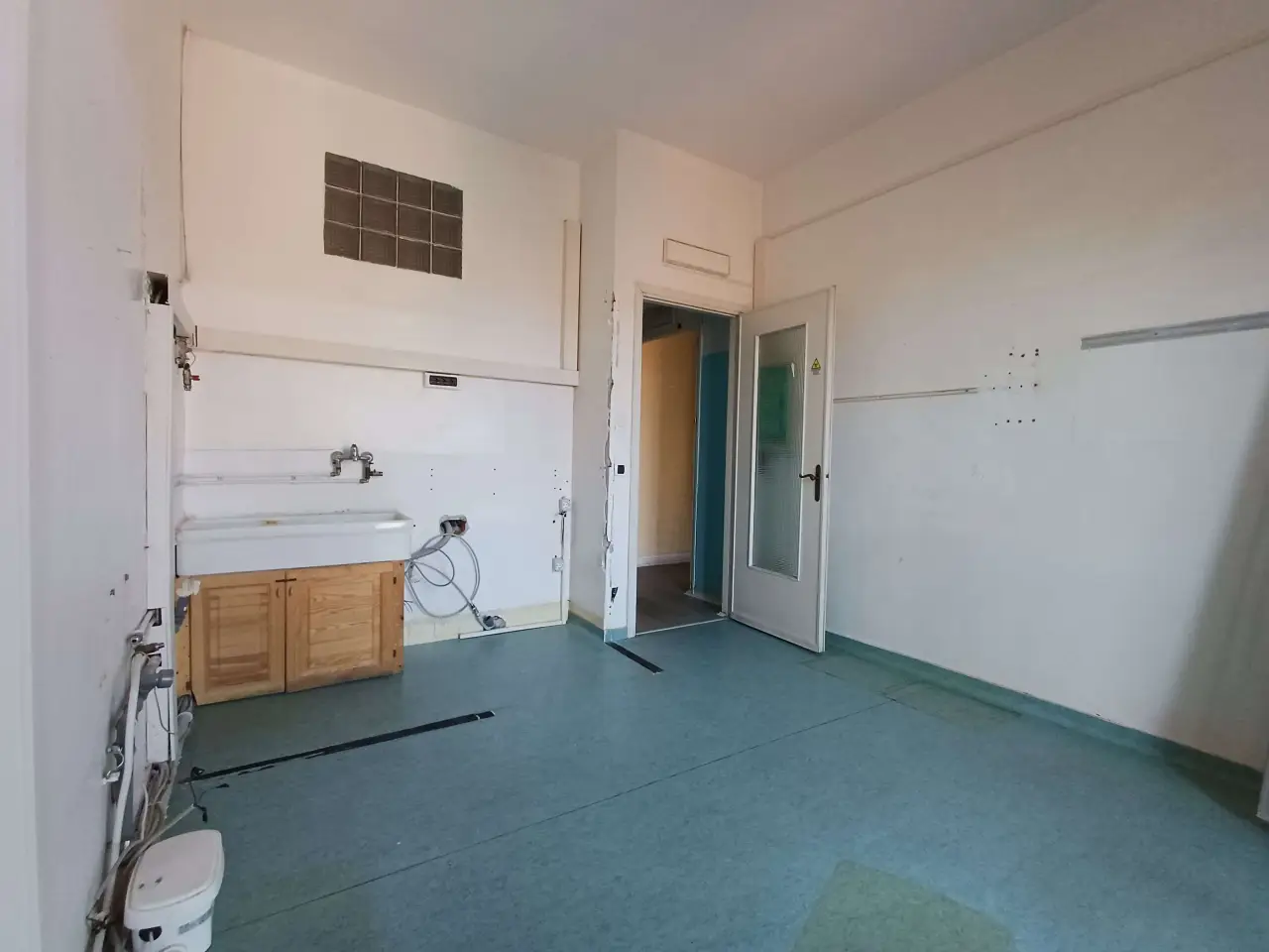 Ufficio in Corso Martiri della Libertà  19, Ciriè, {3} - Foto 1