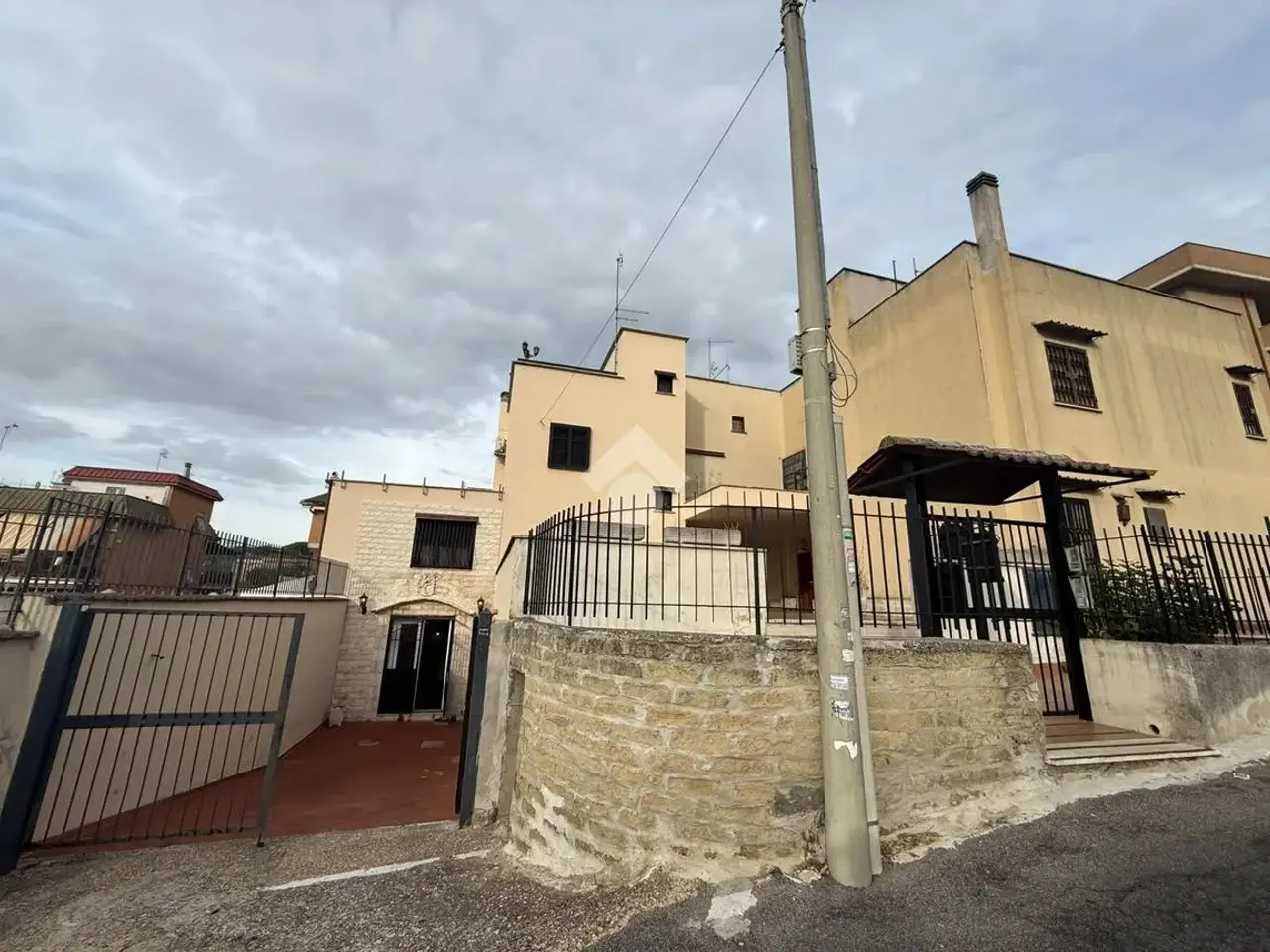 Negozio in Via Capodimonte 14, Roma, {3} - Foto 2