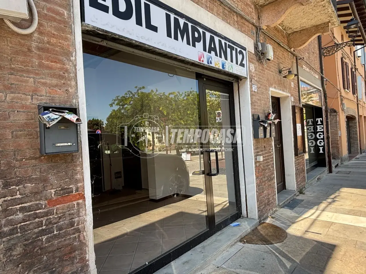 Negozio in Via Statale 91, Fiorano Modenese, {3} - Foto 1