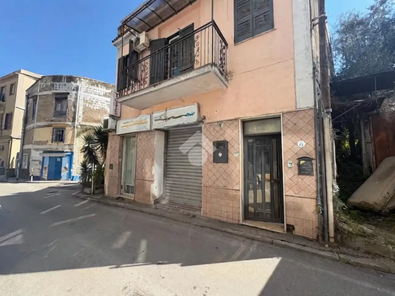 Negozio in Via Antonio Ranucci 11, Marano Di Napoli, {3} - Foto 1