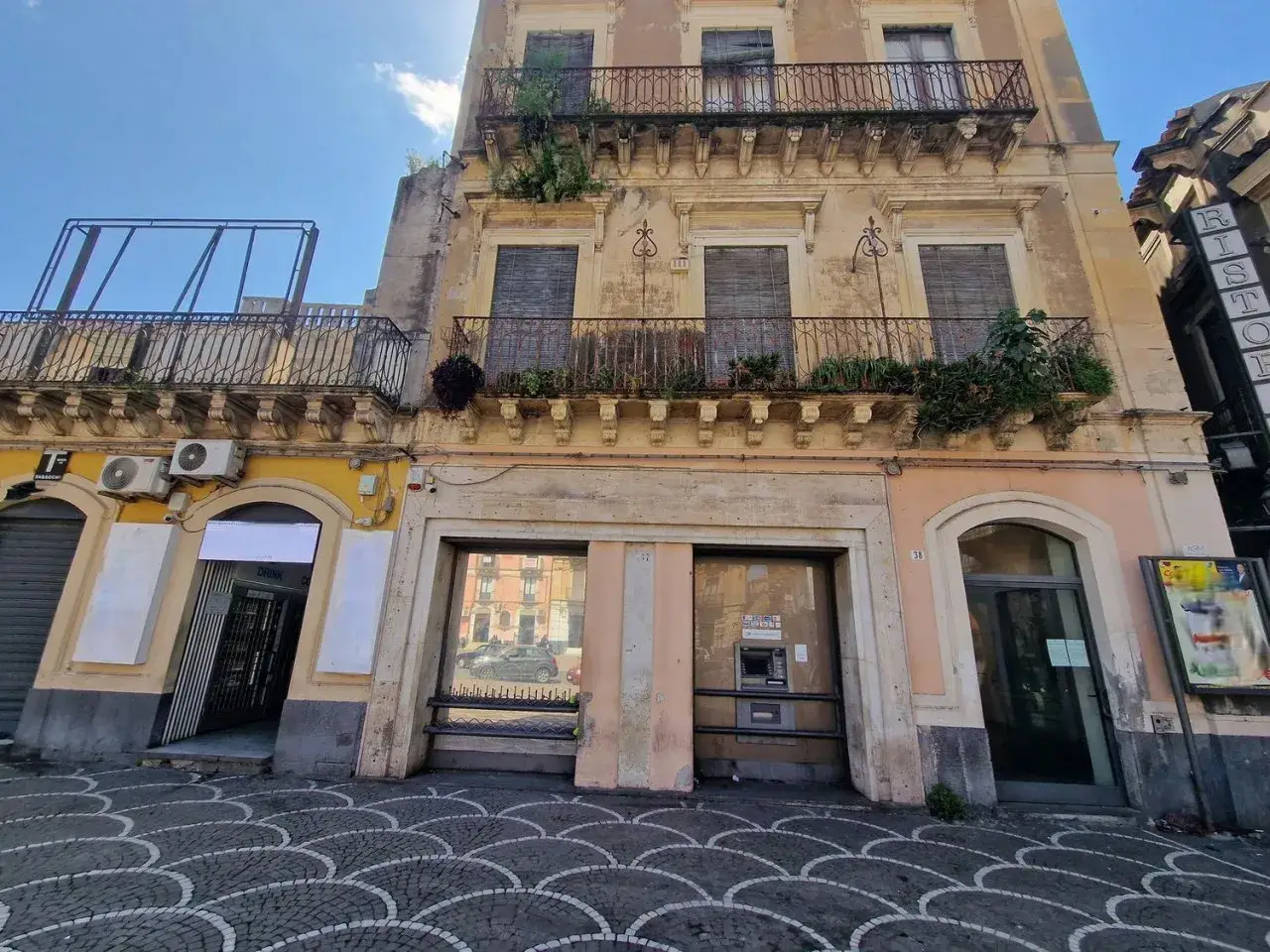 Negozio in Piazza Indipendenza, 28, 95047 Paternò Ct, Italia, Paterno', {3} - Foto 1