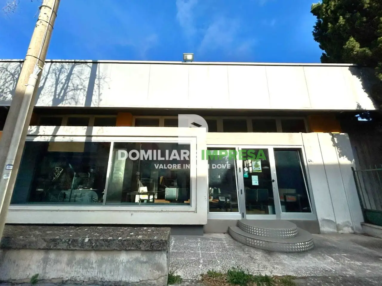 Locale commerciale in Via Lequile 64, San Cesario Di Lecce, {3} - Foto 2