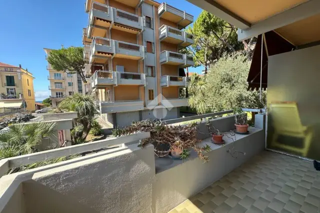 3-room flat in Via Diaz 1, Bordighera - Photo 1