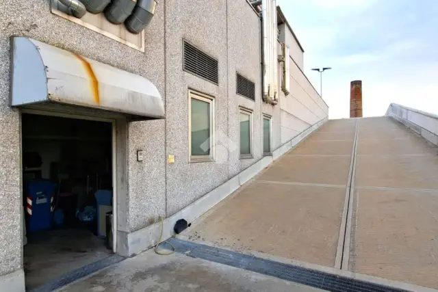 insertion image