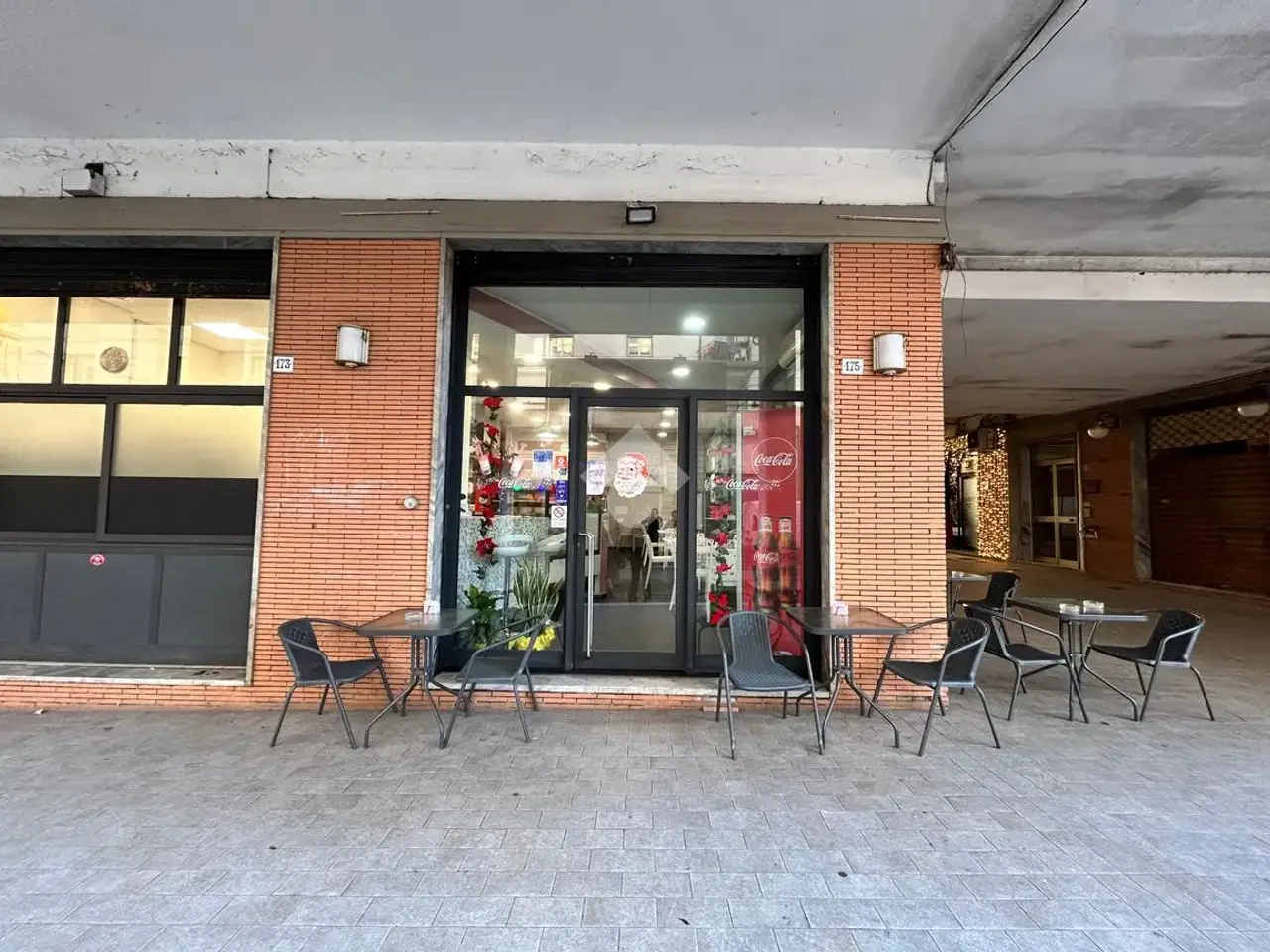 Negozio in Locale Via Sarzana 180, La Spezia, {3} - Foto 2