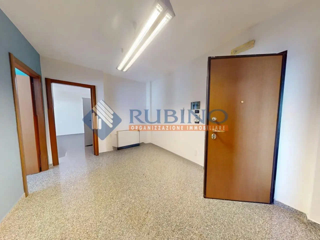 Ufficio in Corso della Carboneria 15, Bari, {3} - Foto 1