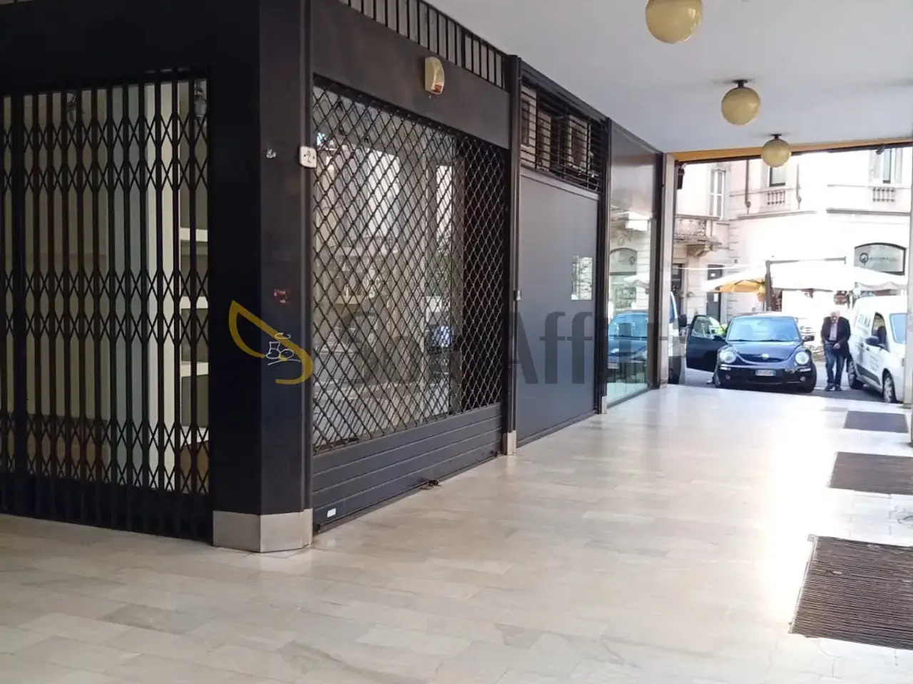 Negozio in , Gallarate, {3} - Foto 1