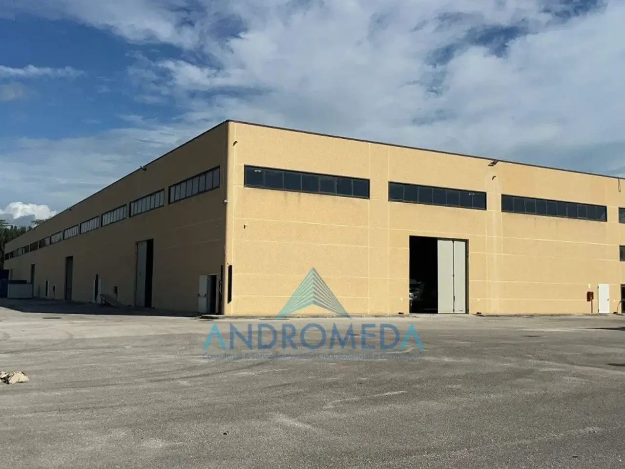 Capannone in , Vitulazio, {3} - Foto 1