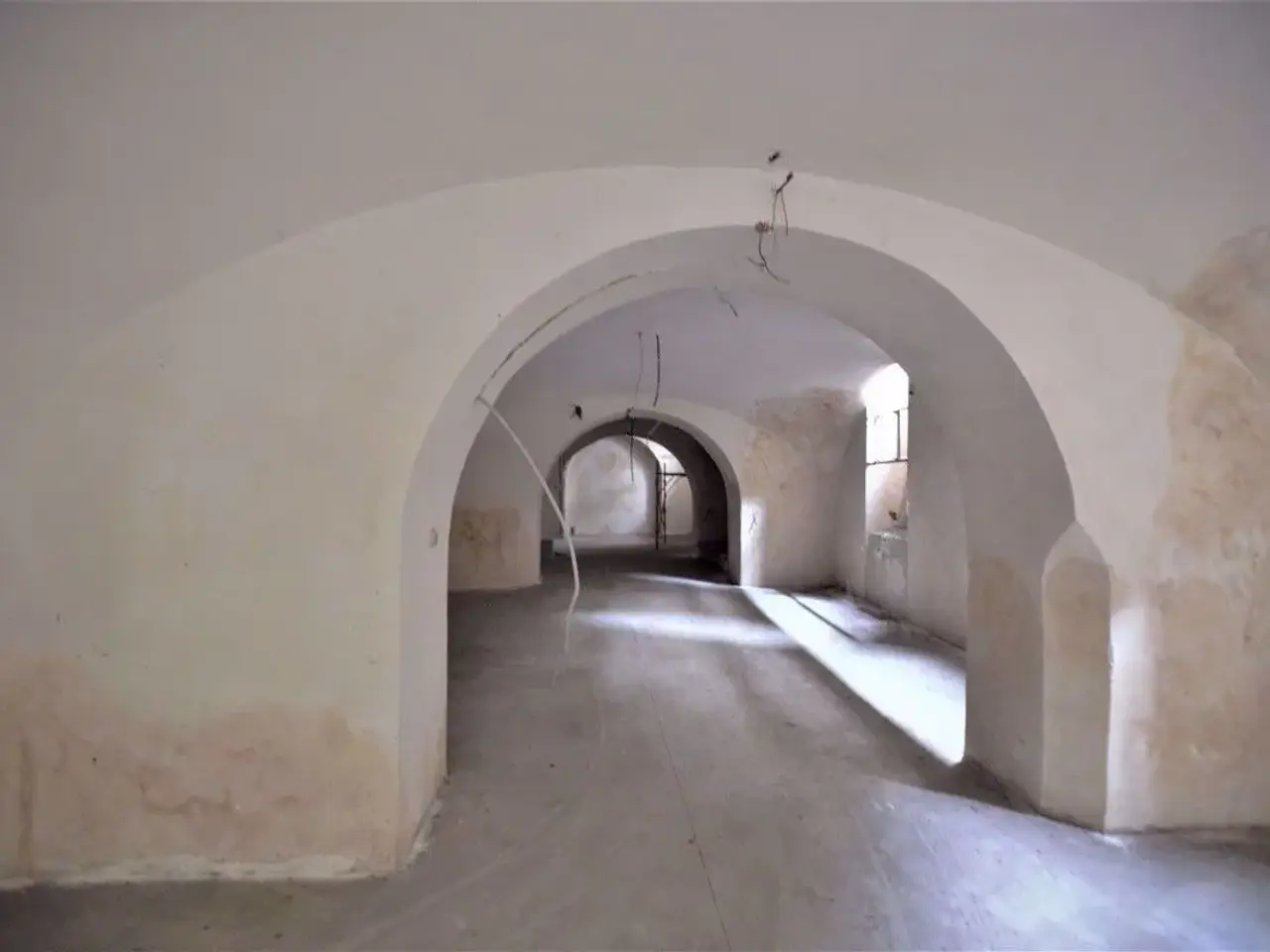 Magazzino in Via Bari, Napoli, {3} - Foto 2