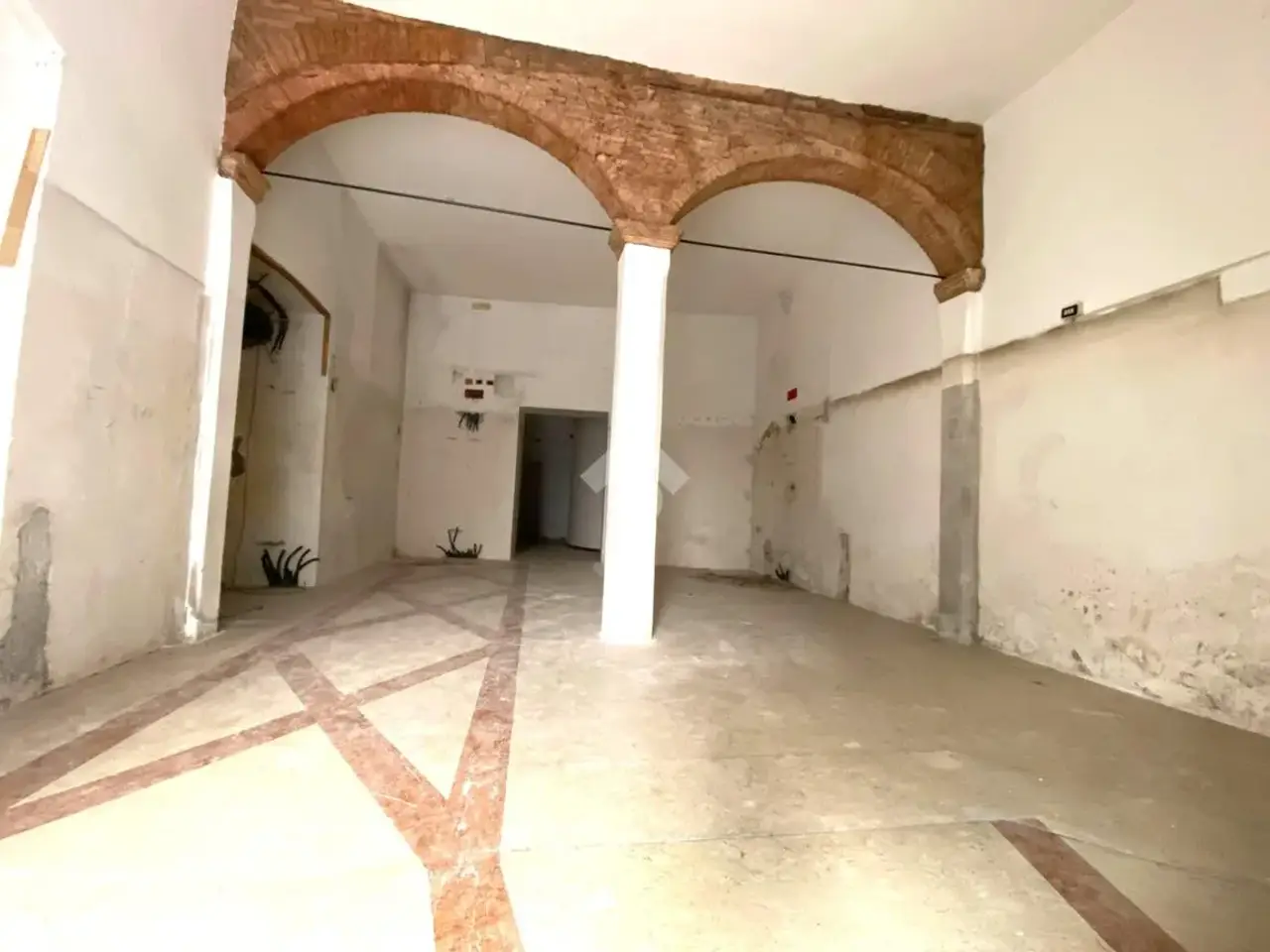 Negozio in Terni Corso Vechio 1, Terni, {3} - Foto 1