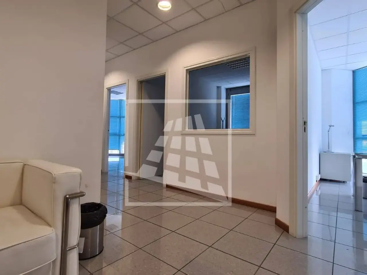 Ufficio in Via Pier Carlo Cadoppi 4, Reggio nell'Emilia, {3} - Foto 1