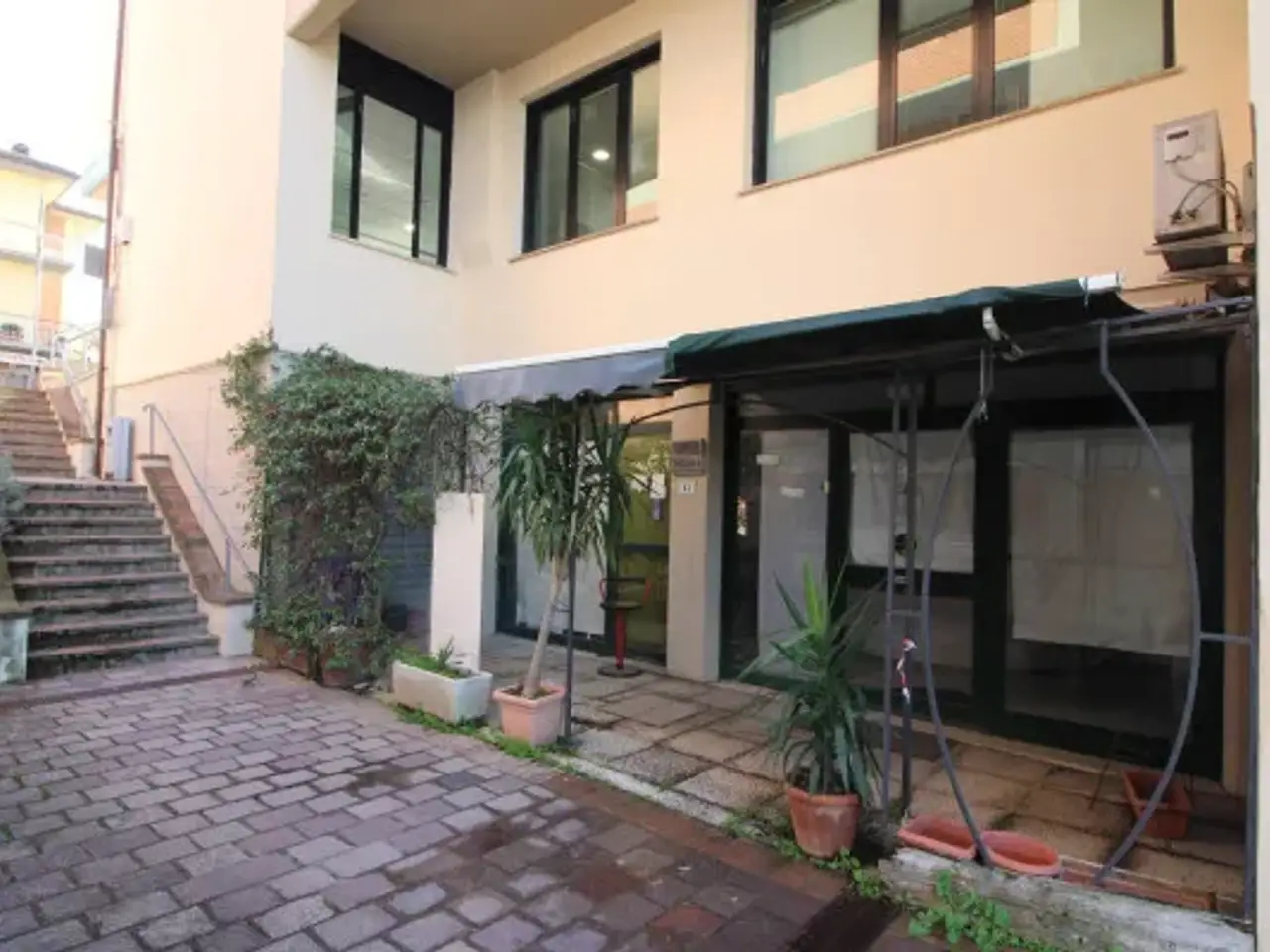 Palestra in Viale Risorgimento, Montespertoli, {3} - Foto 1