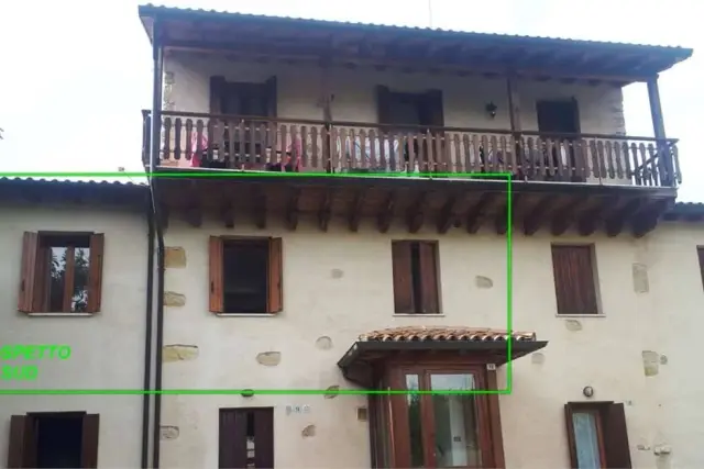 Vierzimmerwohnung in Via Ru', Castelcucco - Foto 1