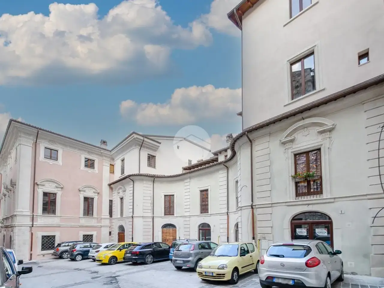 Negozio in Piazza San Filippo 1, L'Aquila, {3} - Foto 2