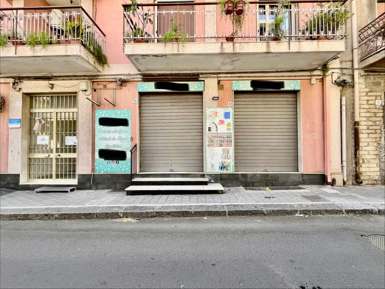 Palazzina commerciale in Via J. F. Kennedy 92, Misterbianco, {3} - Foto 2