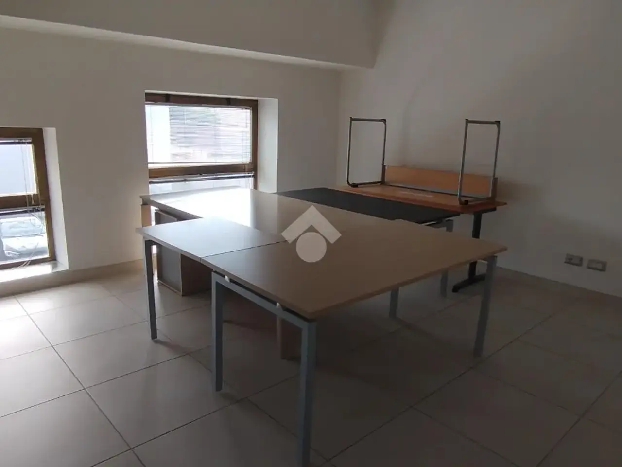 Ufficio in Via Isonzo, Turate, {3} - Foto 1