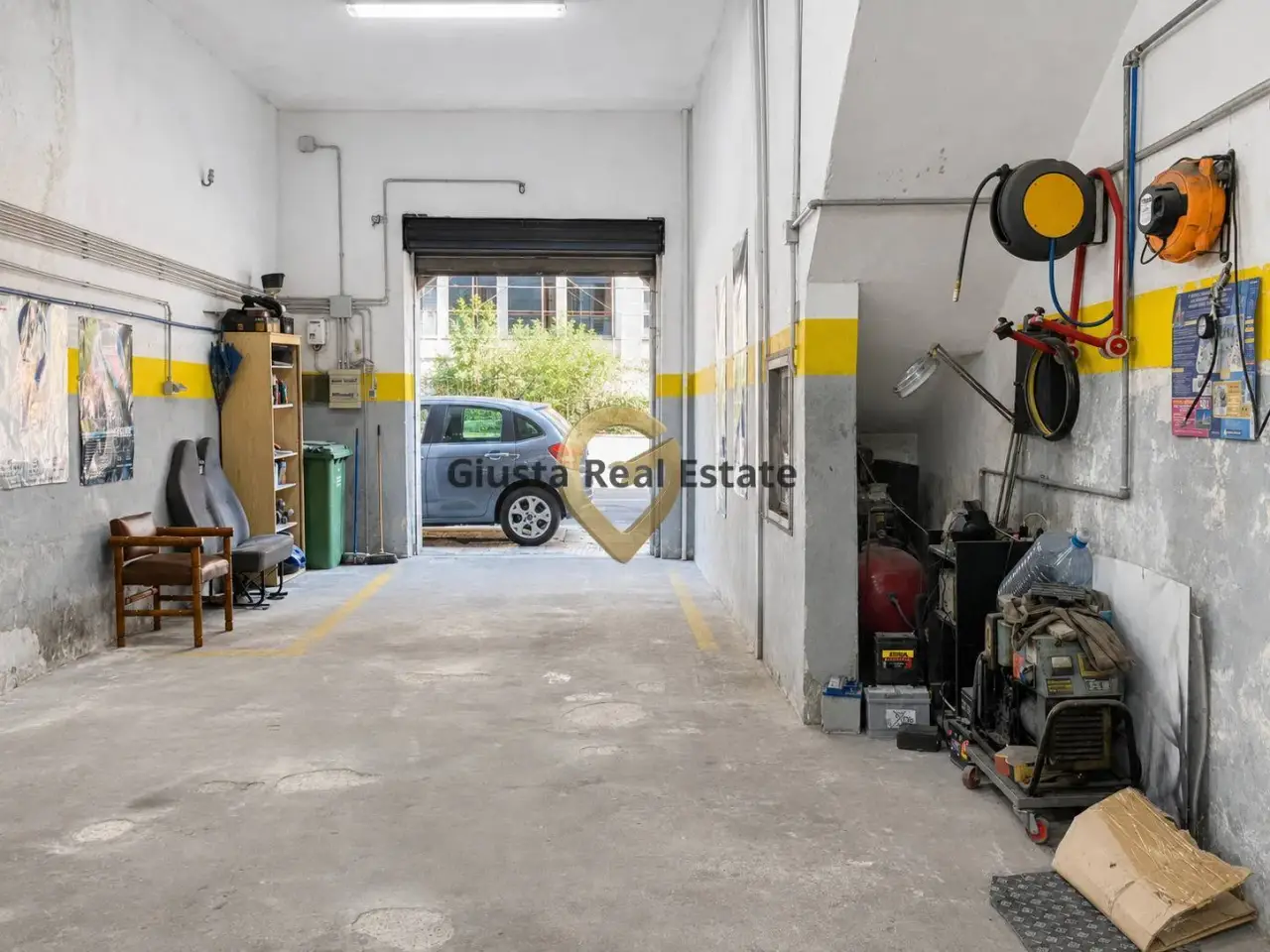 Negozio in Via Bastioni San Giacomo 80, Brindisi, {3} - Foto 2