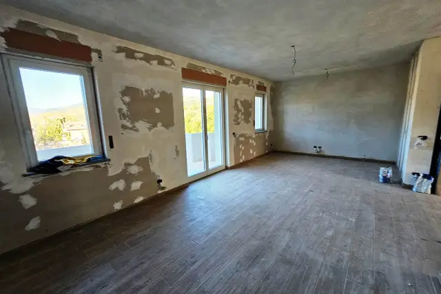 4-room flat in {3}, - Photo 1