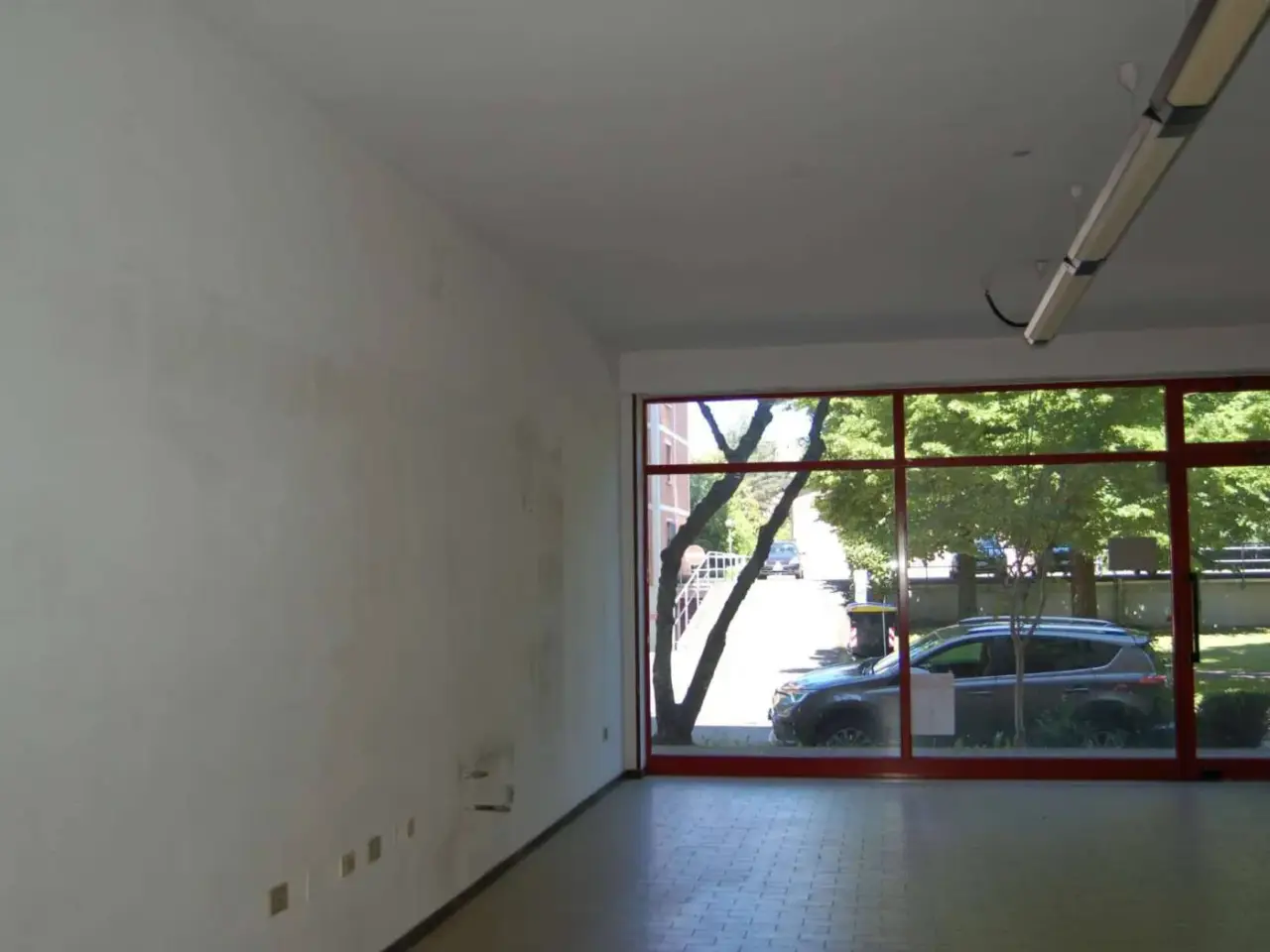 Locale commerciale in , Reggio Emilia, {3} - Foto 1