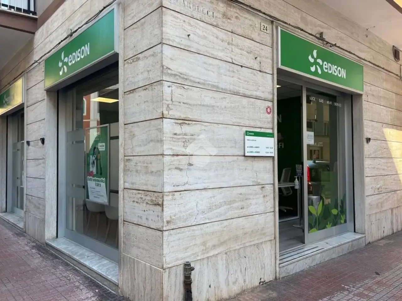 Ufficio in Via Luigi Pirandello 5, Martina Franca, {3} - Foto 1