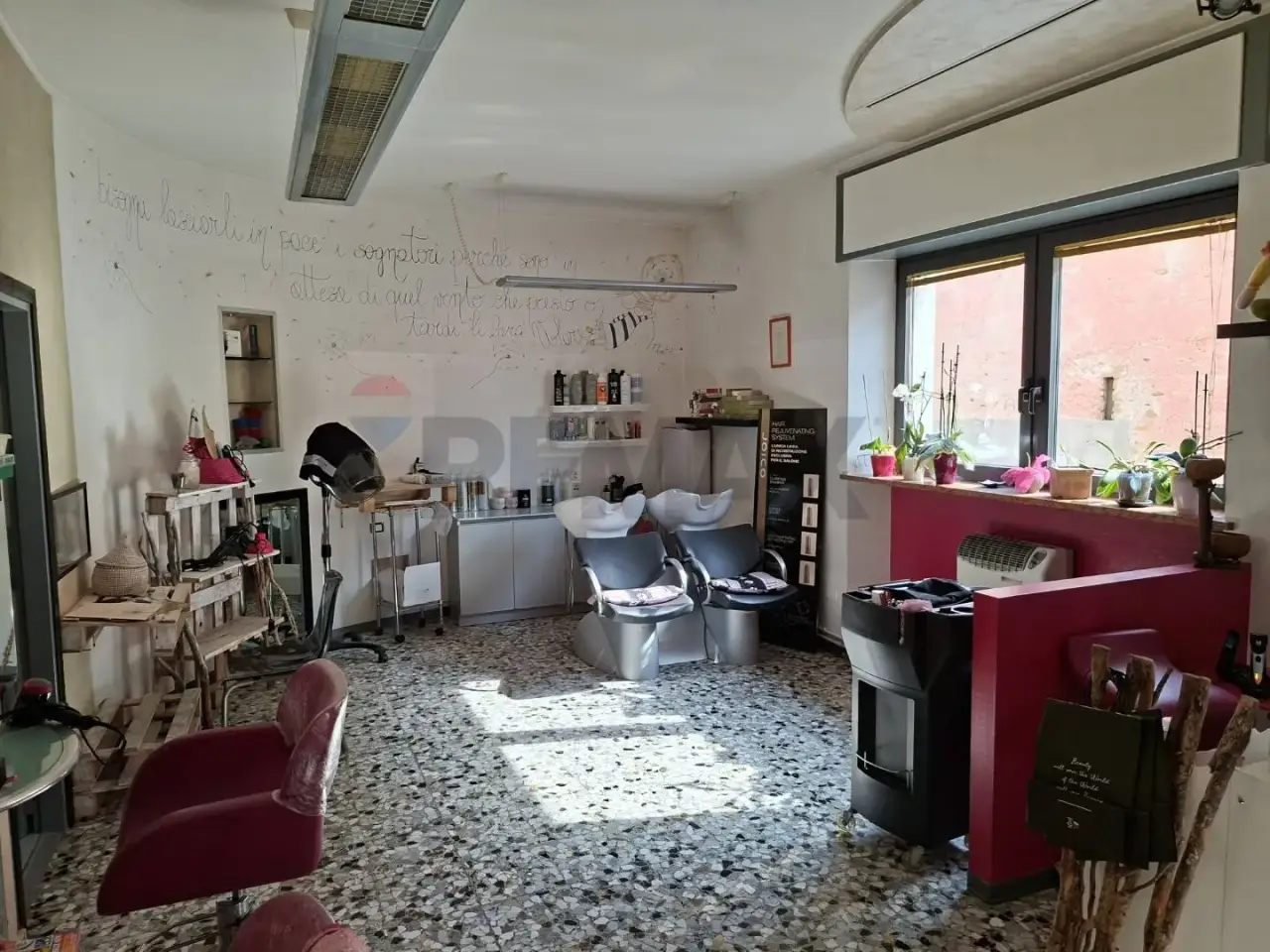 Negozio in Via Buzzati 36, Belluno, {3} - Foto 2